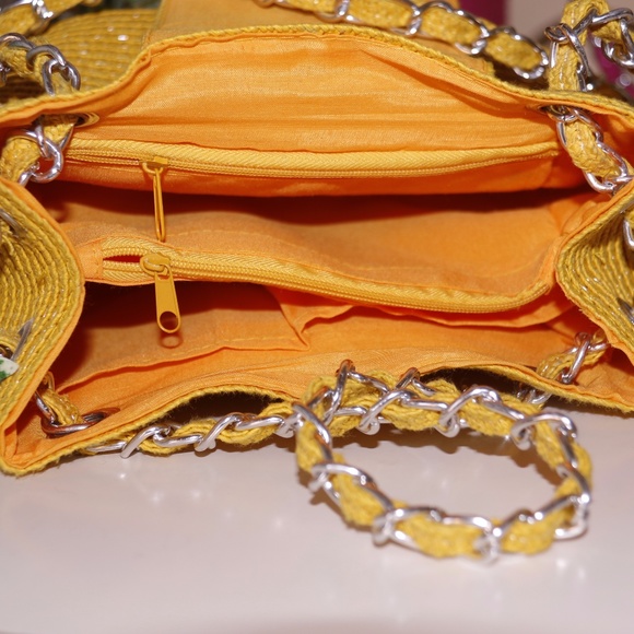 pink handbag and yellow handbag - Picture 4 of 8